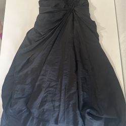 Women’s Dress Size - S