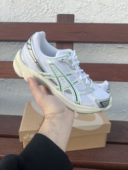 ASICS 1130 White Mint Size 5.5y/7W - Read Description 