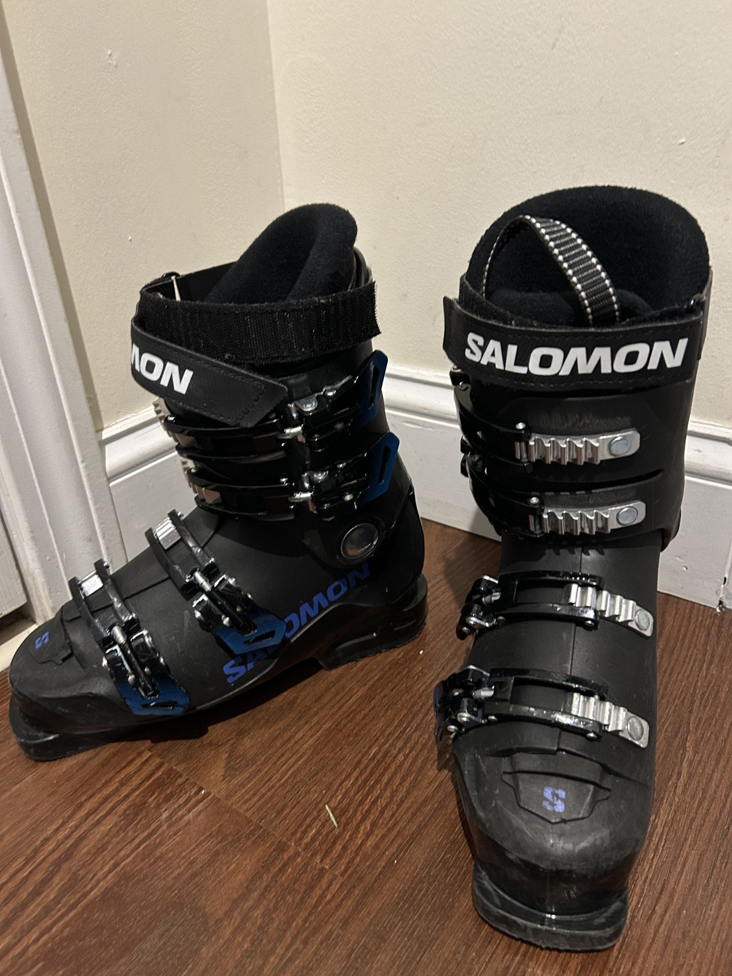 Salomon Ski Boots For Big Kids 24-24.5