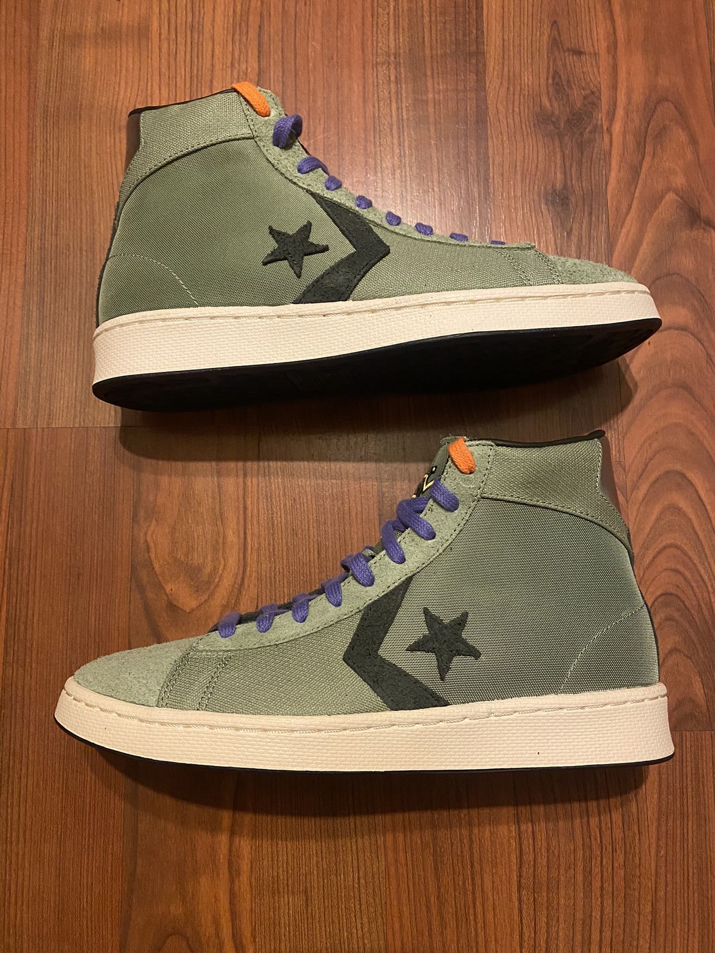 Converse size 7.5