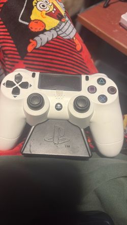 Sony PS4 DualShock 4 Controller White alarm clock