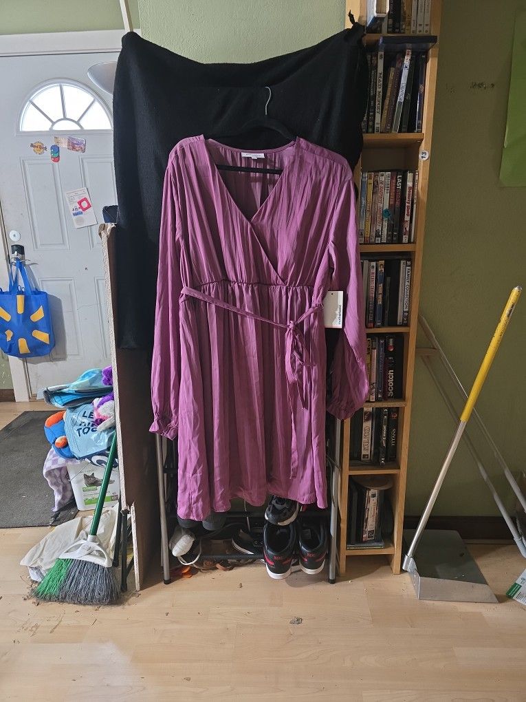 Motherhood Maternity Dress