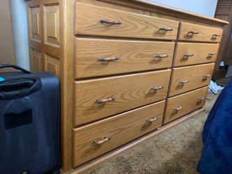 Oak 8 Drawer Dresser