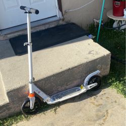 Urban scooter