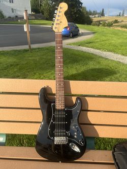 Squier Affinity Strat