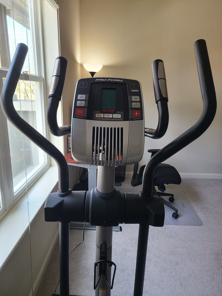 Elliptical Trainer Pro Form 650 LE Jillian Michaels Edition for