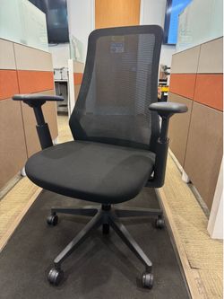 Black Office Chair - Mesh Back Task Chair