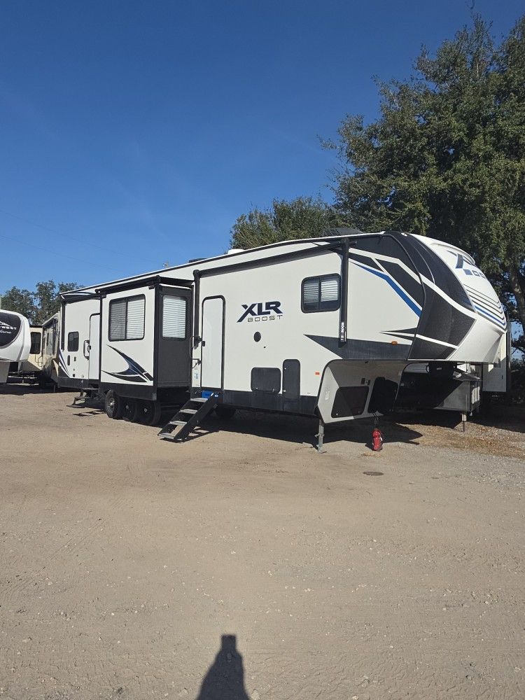 2022 Forest river Xlr 37tsx13