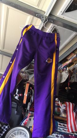 Lakers boys basketball pants size L 10/12 yrs olds