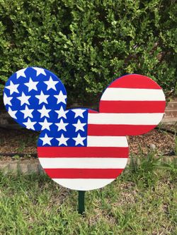 Patriotic Mickey Mouse