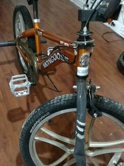 Mongoose bmx bike