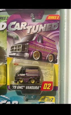 Car tuned hot wheel lowrider