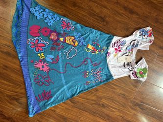 Size 8/9 Mirabel Dress Costume 