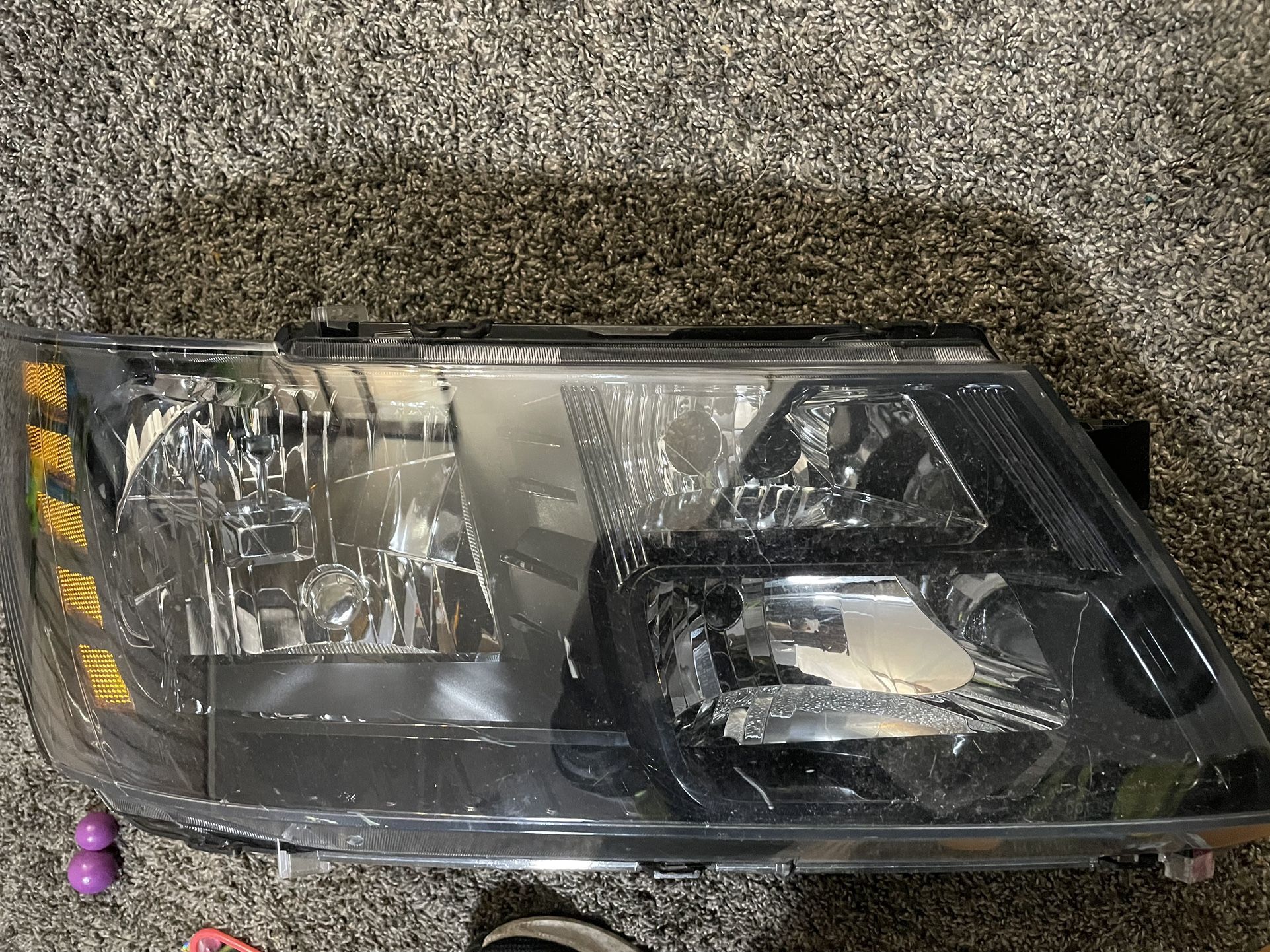 2009 / 2020 Dodge Journey Driver Side Headlight