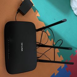 TP-LINK 450M router