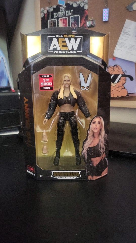 AEW The Bunny Unrivaled Collection Chase Action Figure