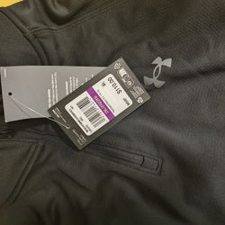 Under Armour Sweater