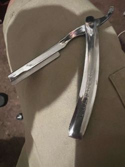 L &A razor co. Straight razor