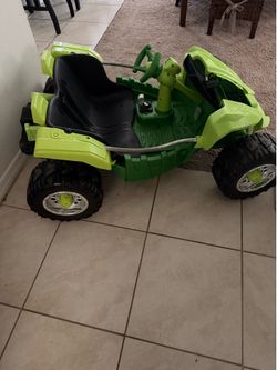 Power Wheels Dune Racer
