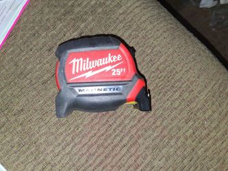 25' Magnetic Milwaukee Tape Measure 