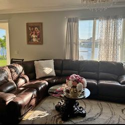 Sofia Vergara Couch And Recliner 