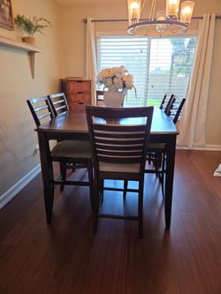 Tall Dinning Table with 6 chairs