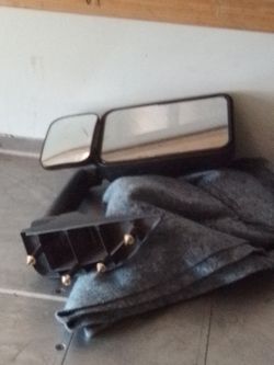 2019 Driverside mirror ford box truck