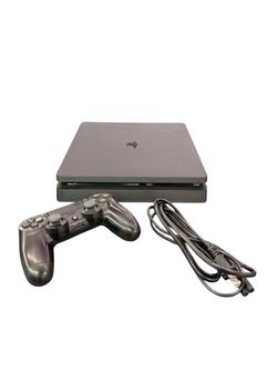 Sony Playstation 4 CUH-1001A W/Controller and Power Cord! (AZP032379)