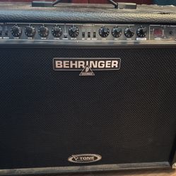 Behringer V tone GMX 210