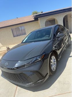 Toyota Camry Hybrid 2026