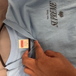 Supreme tee