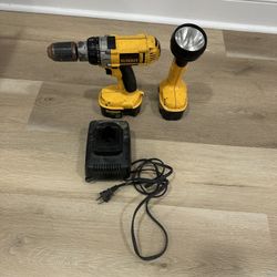 Dewalt Drill/ Flash Light 
