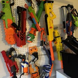 Multiple Nerf Guns 