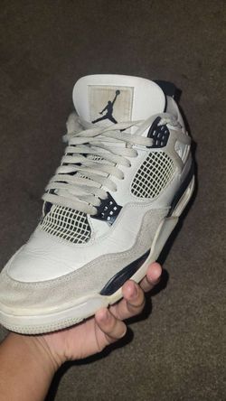 Millatary Black 4s