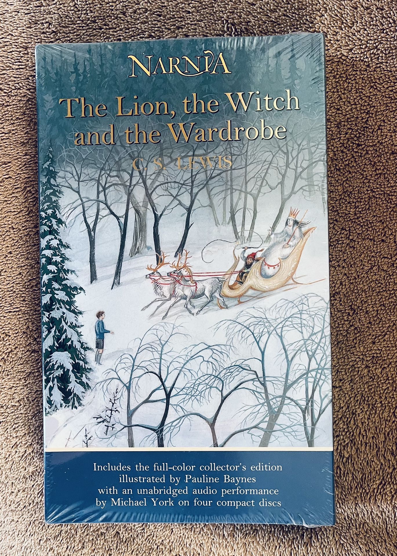 The Lion , The Witch and the Wardrobe Book & CD Gift Set