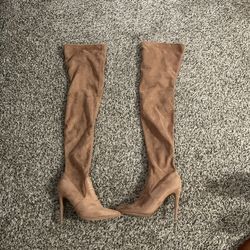 Women’s Heels Size 7 1/2 