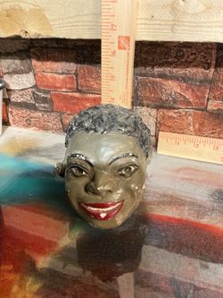vintage chalkware string holder or wall pocket bust from the 1940s–1950s.