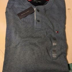 New Men's Tommy Hilfiger Pullover Sweater.