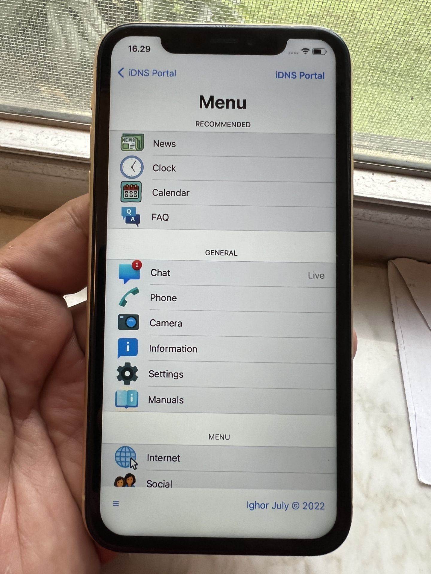 FOR PARTS ONLY Clean IMEI iPhone XR 64GB iCloud locked