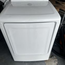 Samsung electric dryer (white)