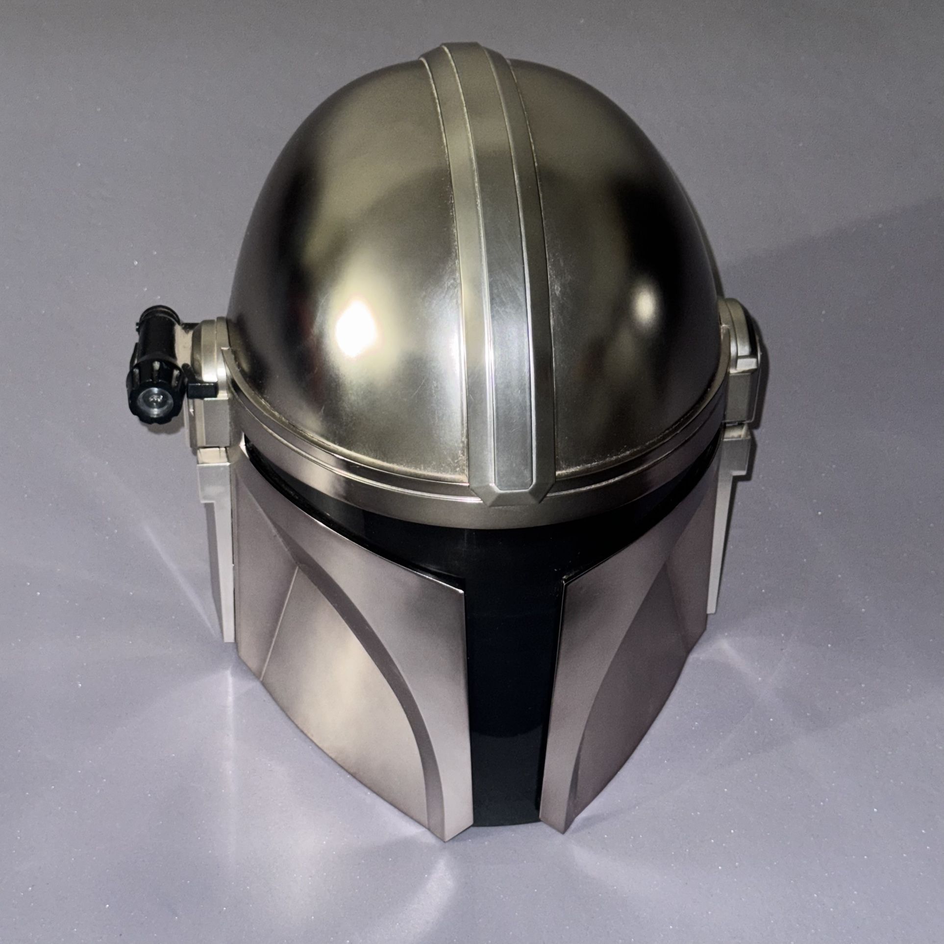 Hasbro Star Wars The Black Series Mandalorian Premium Electronic Helmet - NO BOX