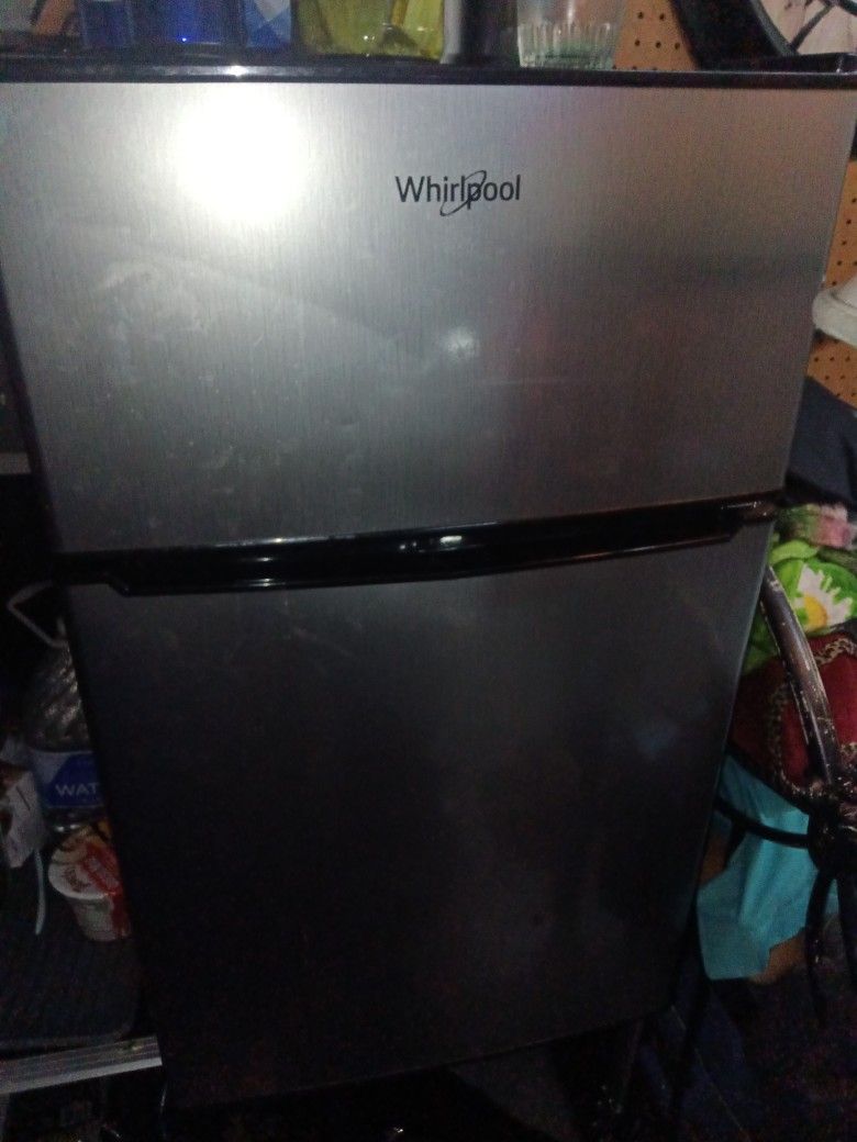 Mini Refrigerator