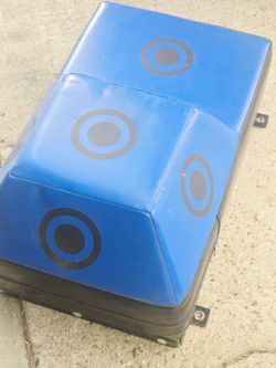Mma hanging punching target