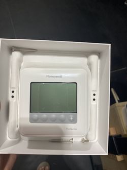 Honeywell ProSeries Thermostat