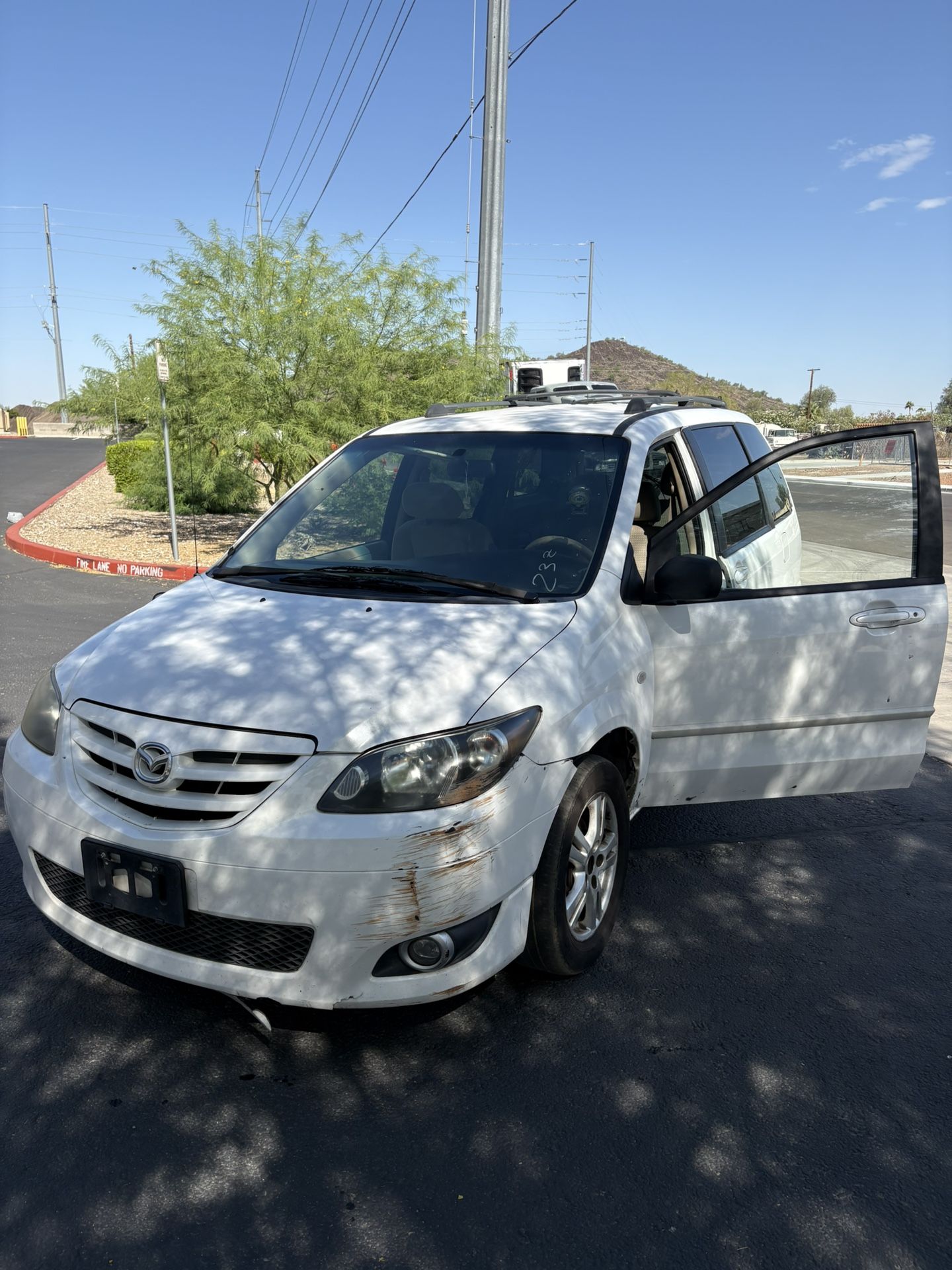 2012 Mazda MPV