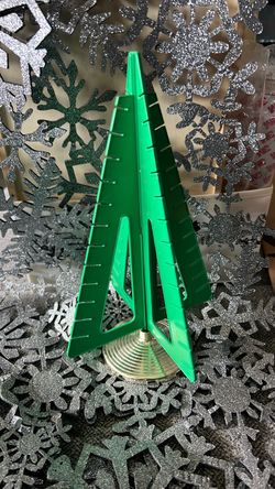Davis Products 1950s Green Plastic Christmas Tree Wall Decor w/ Gold Metal Base