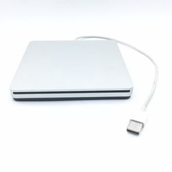 32) Apple CD/DVD Drive