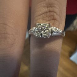  White  Gold  Ring  With Diamond, Beautiful Ring 2.1 Grams 