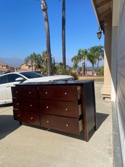 6 Drawer Dresser
