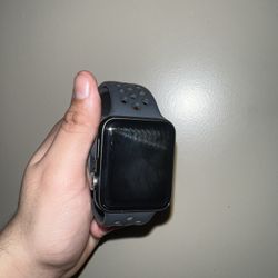 Apple Watch Series 4 Nike Edition 